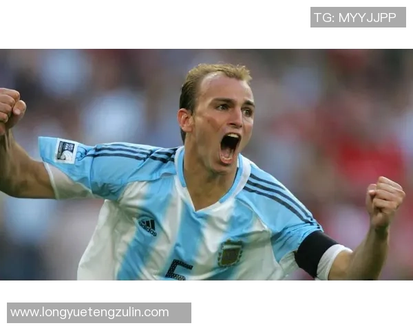 阿根廷足球球星是谁 球场上的传奇人物及其成就解析